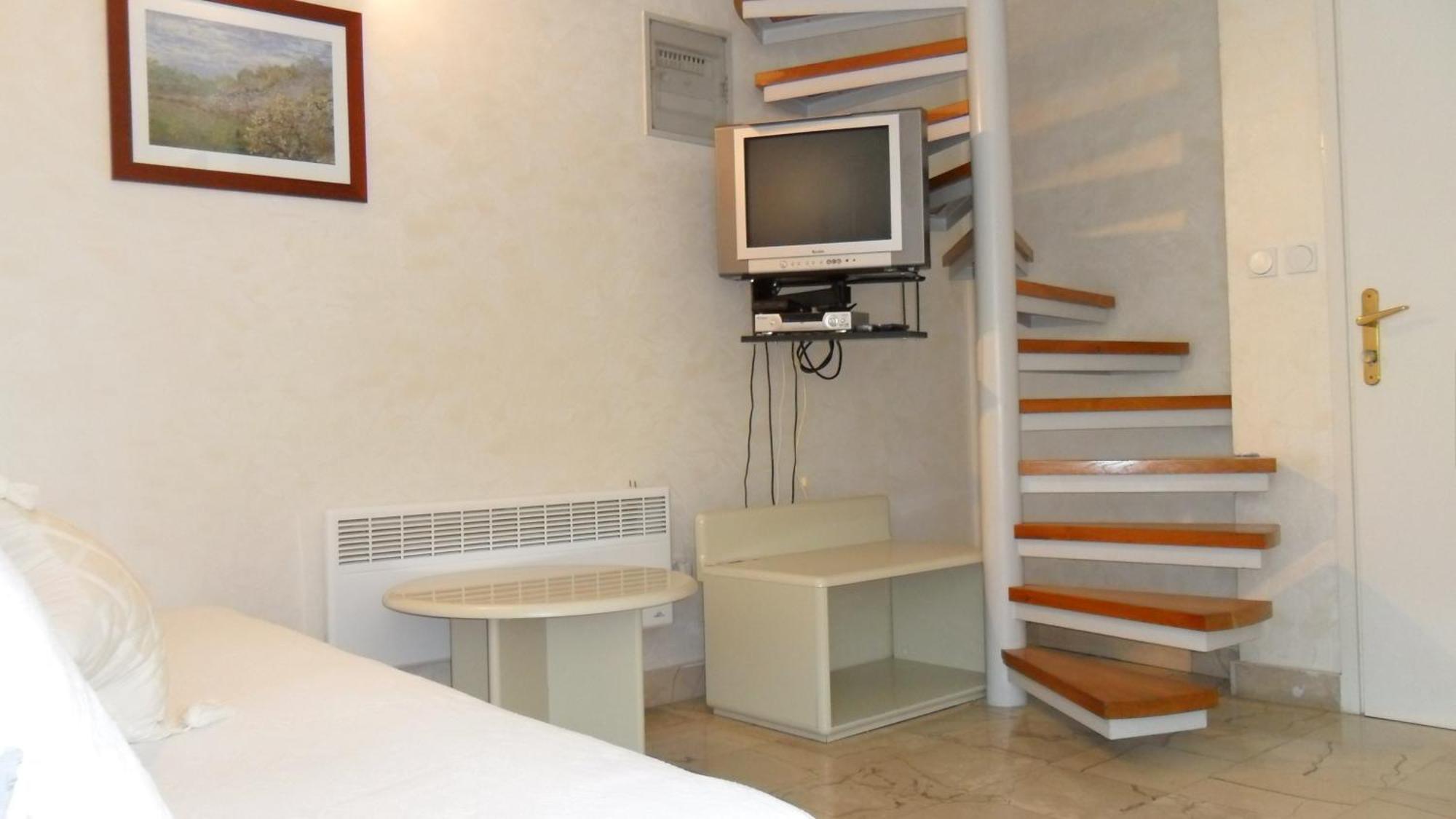 Villa Soulavy Kastela Room photo