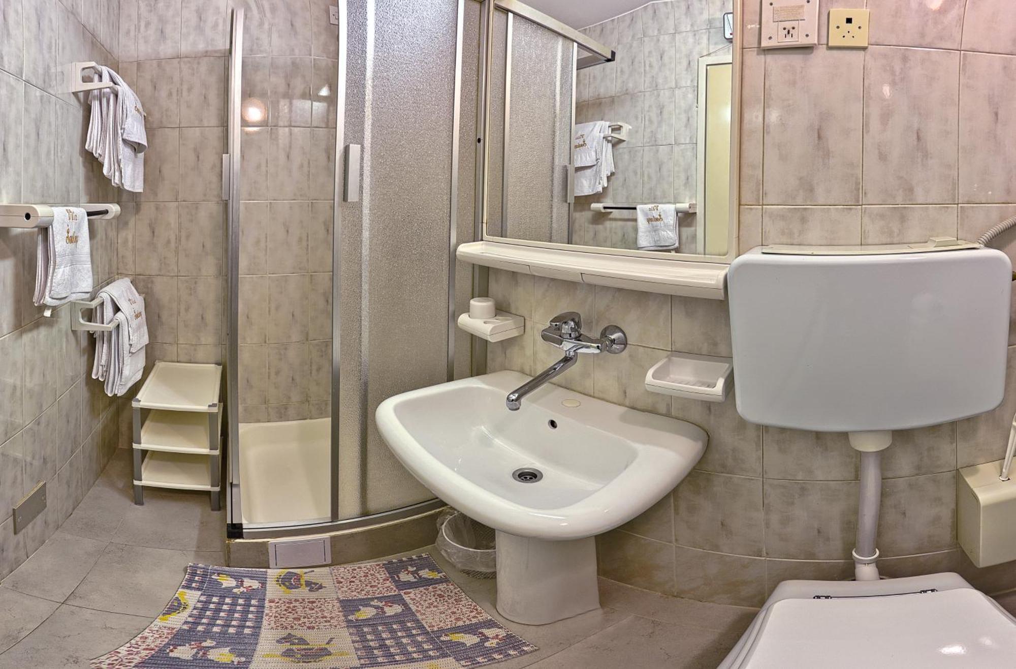 Villa Soulavy Kastela Room photo