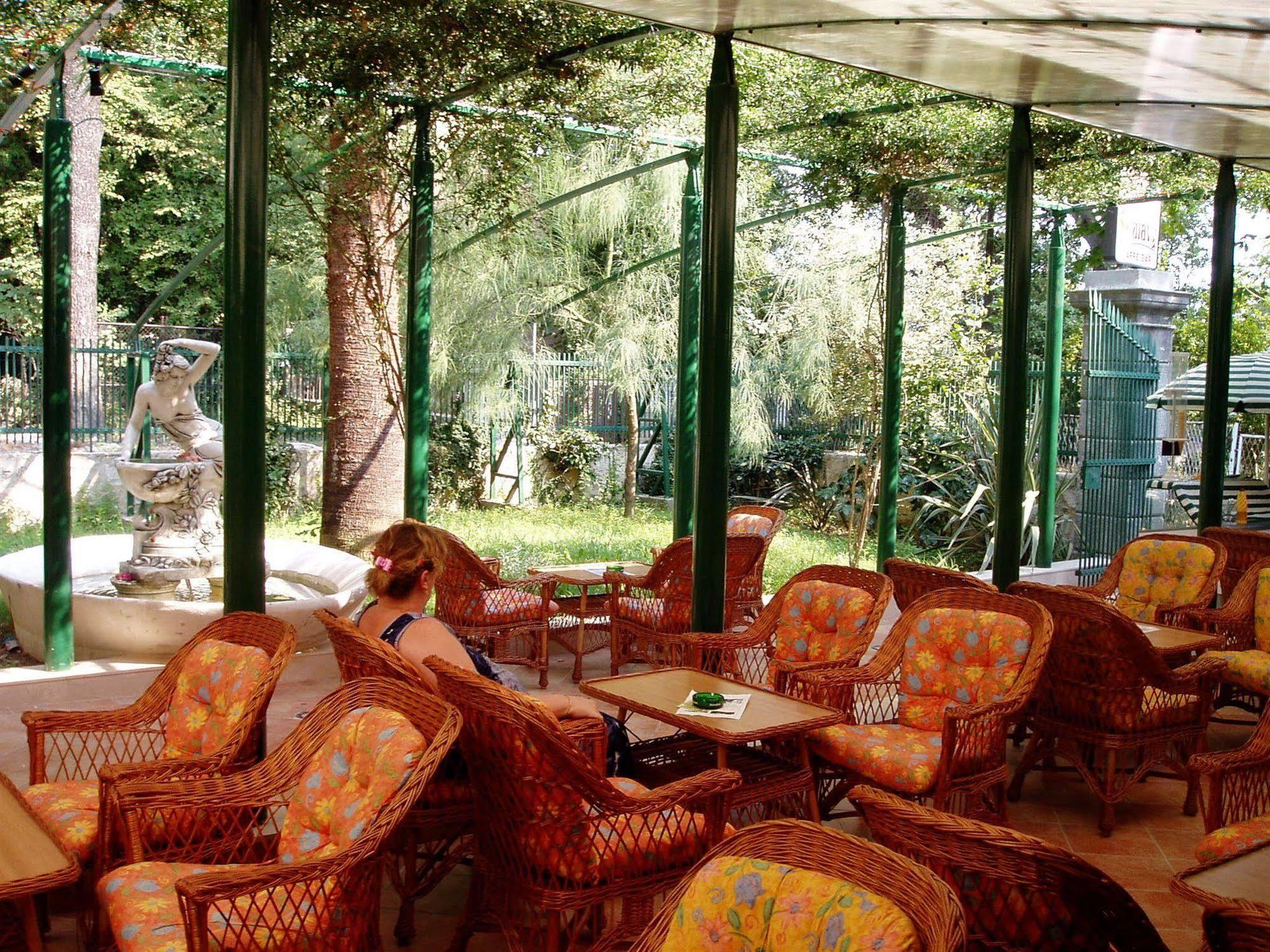 Villa Soulavy Kastela Exterior photo